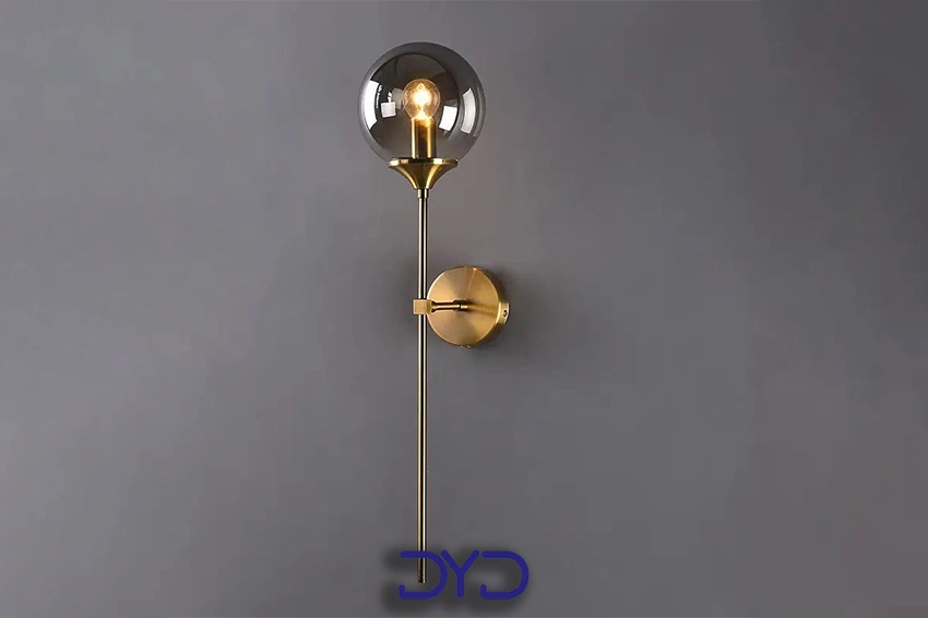 انواع دیوارکوب فلزی مدرن