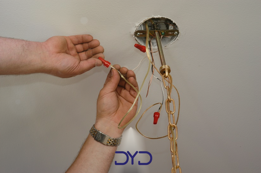 راهنمای جامع نصب لوستر با رعایت کامل اصول ایمنی