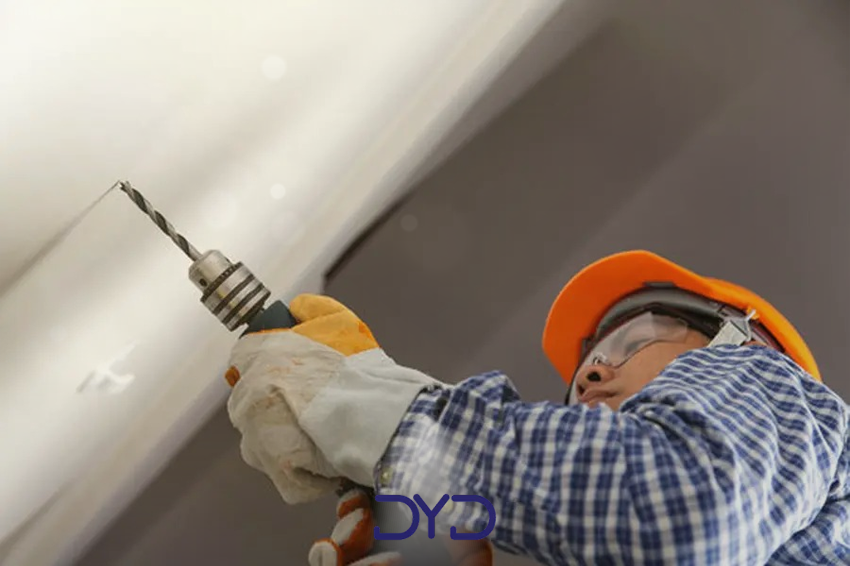 نحوه نصب لوستر سنگین در سقف یونولیتی