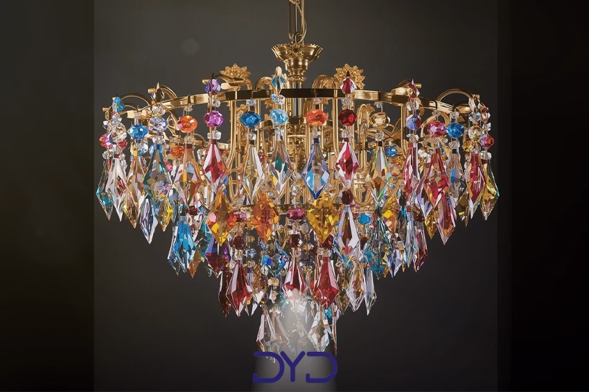 لوستر هنری با کریستال های مورانو و طراحی منحصر به فرد